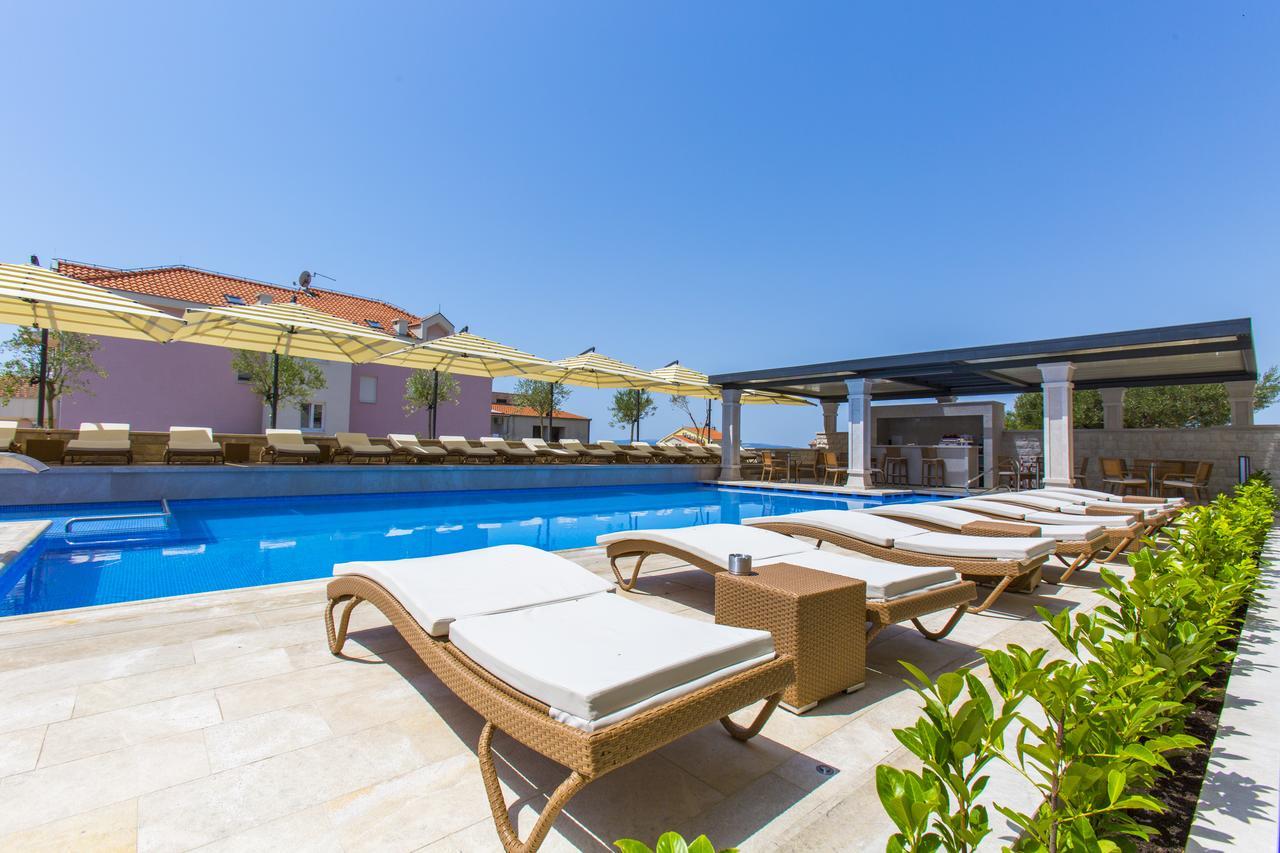 Luxury Aparthotel Makarska Dış mekan fotoğraf